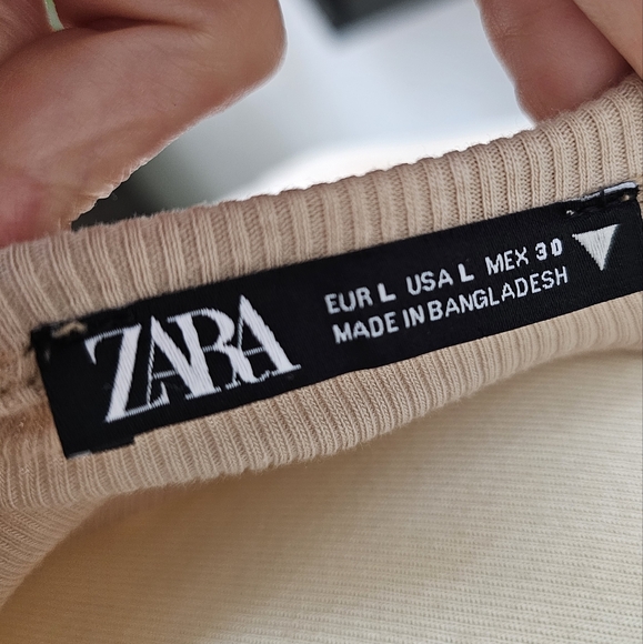 Zara Beige Ribbed Racerback Tank Top - Picture 3 of 3